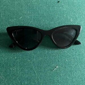 Women’s Black Stylish Glasses